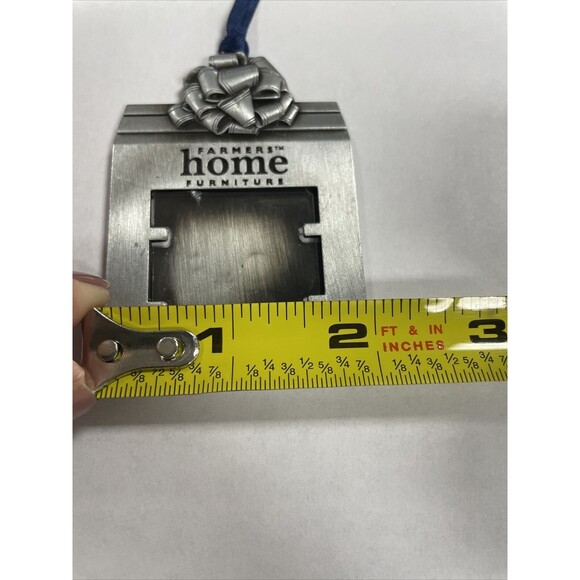 Farmers Furniture Pewter Gift Box Shaped Picture Frame Christmas Ornament 2023 - Picture 6 of 8